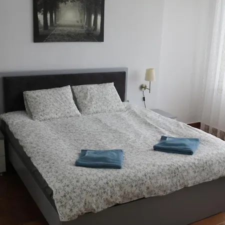 Apartment Two Worlds Sea View Sarande