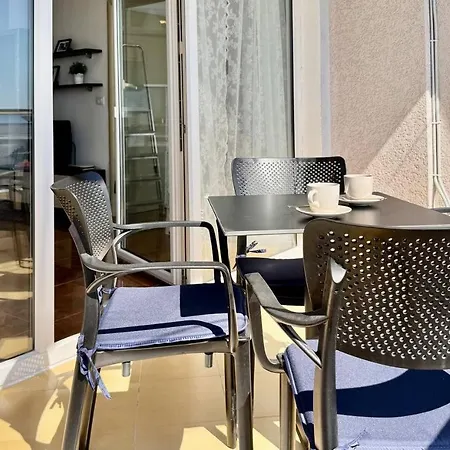 Two Worlds Sea View Апартаменты