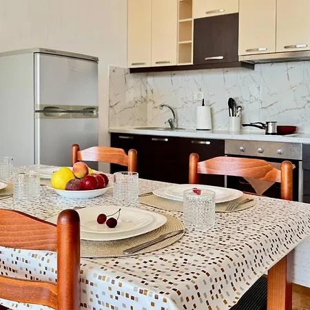 Апартаменты Two Worlds Sea View *