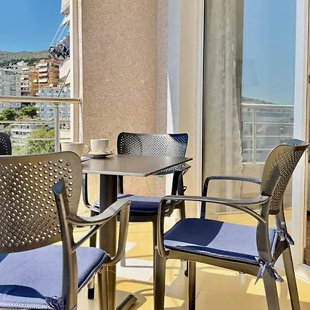شقة Two Worlds Sea View *