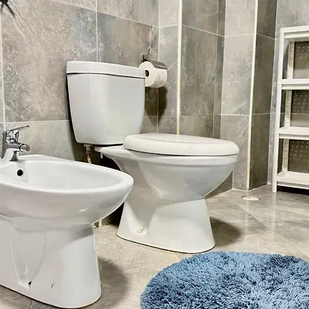 Апартаменты Two Worlds Sea View