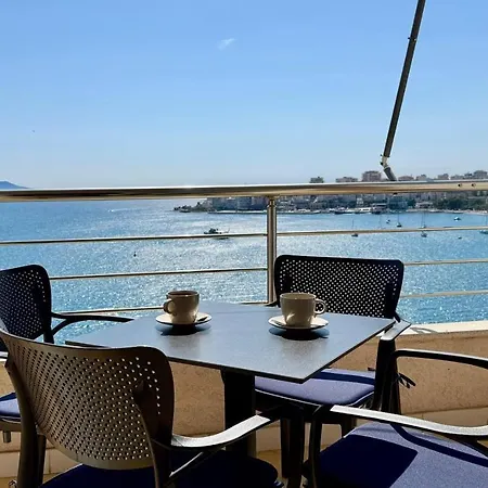 Апартаменты Two Worlds Sea View