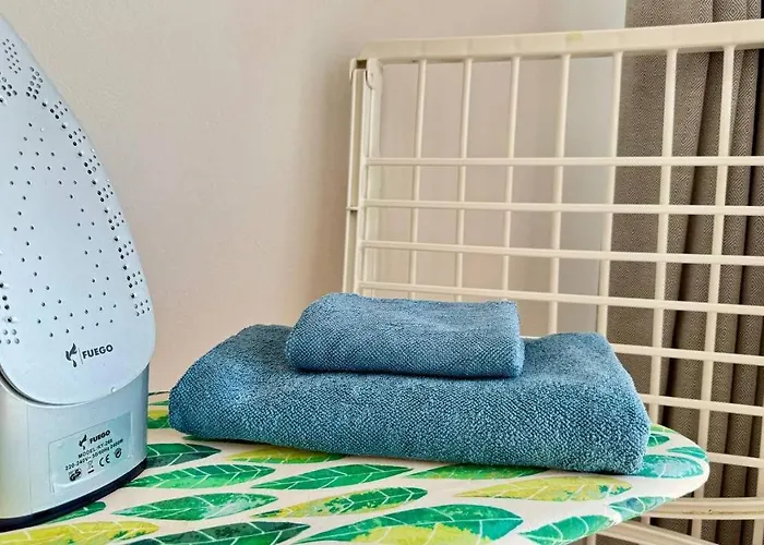 Two Worlds Sea View * סרנדה